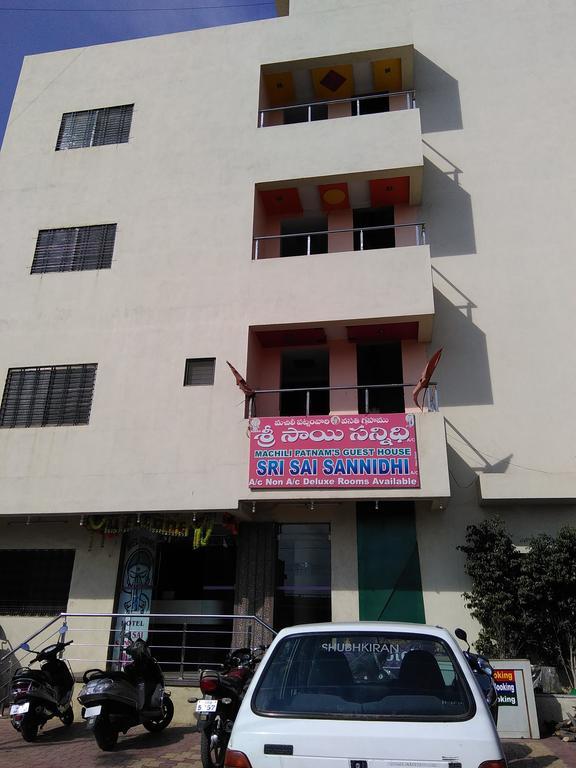Sri Sai Sannidhi Shirdi Exterior foto